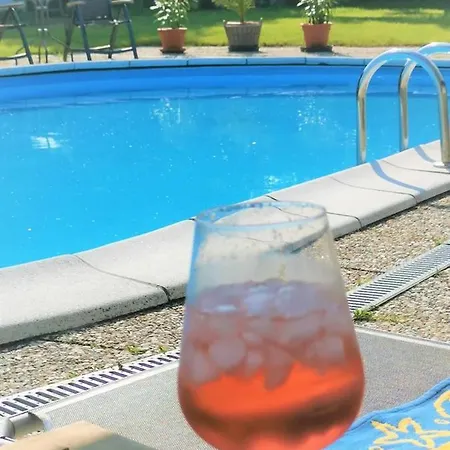 15 Vogelnest - Hof Wiesengrund Apartment Parchtitz